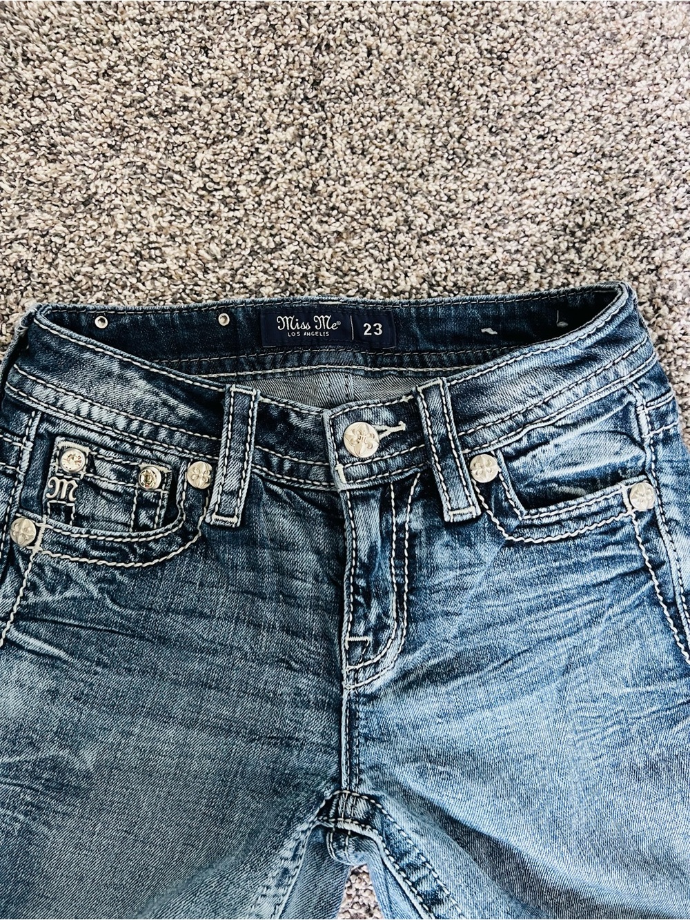 Miss Me Boot Cut Jeans in Medium Blue Wash - Picture 5 of 6